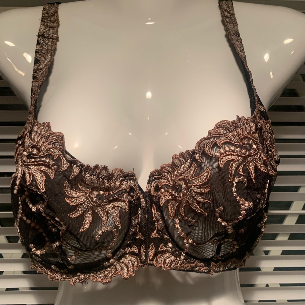 Sexy black lace bra